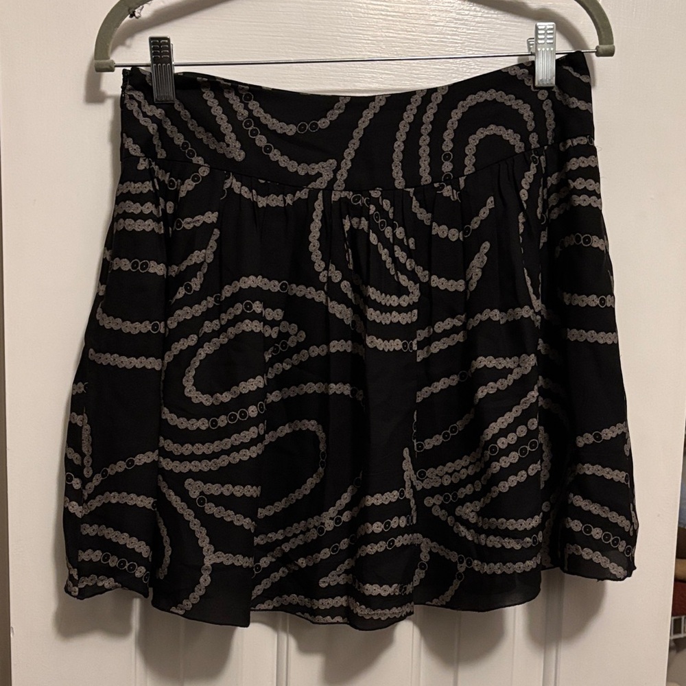 Banana Republic Black and Gray silk Skirt